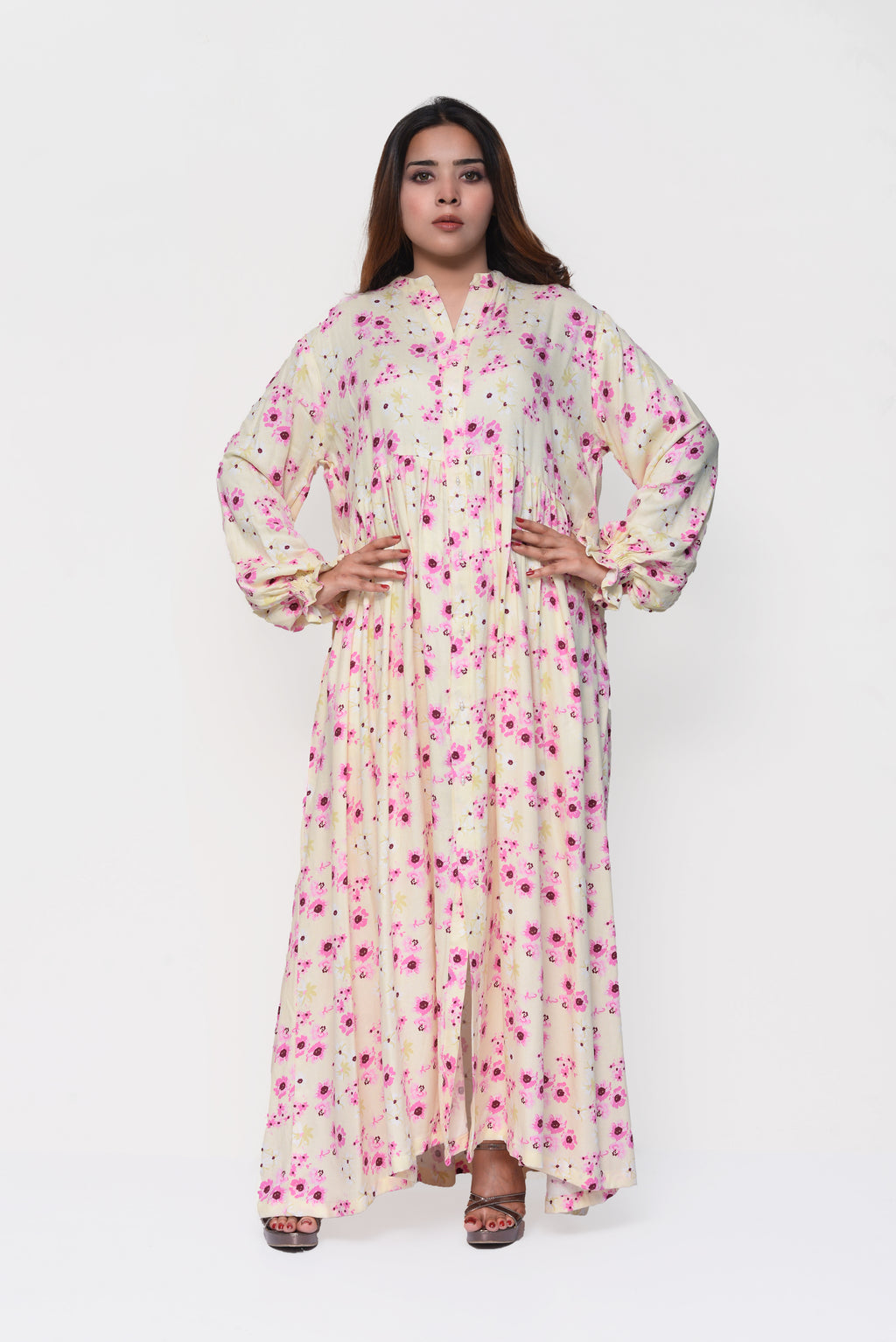 🌸 Blooming Petals Maxi Dress – Soft, Feminine & Effortlessly Flowing