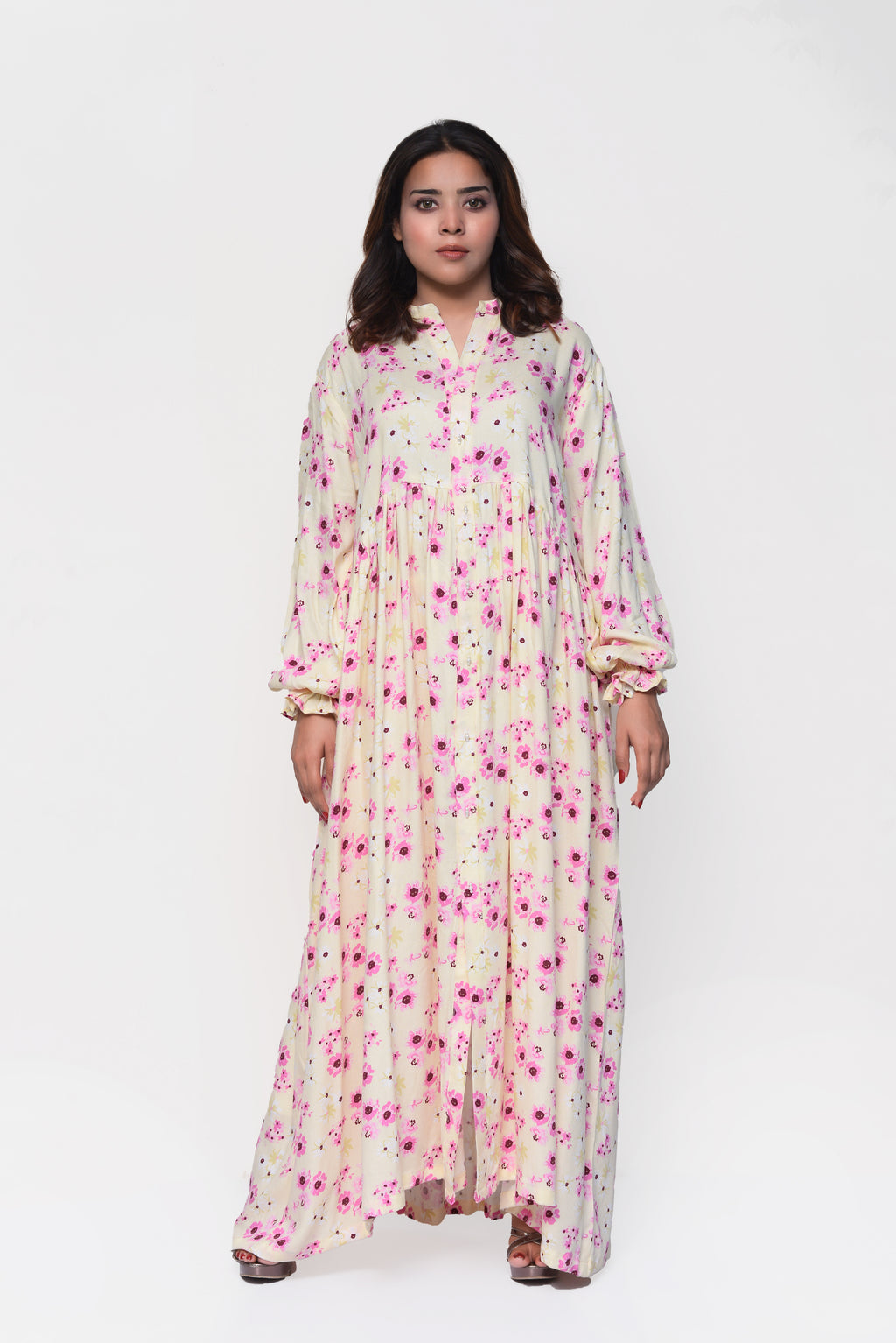 🌸 Blooming Petals Maxi Dress – Soft, Feminine & Effortlessly Flowing