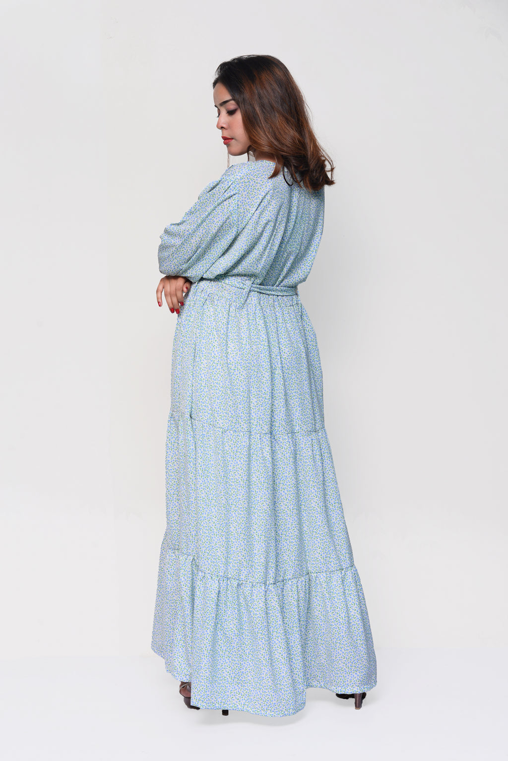 💙 Sky Blossom Maxi Dress – Soft, Fresh & Elegantly Modest